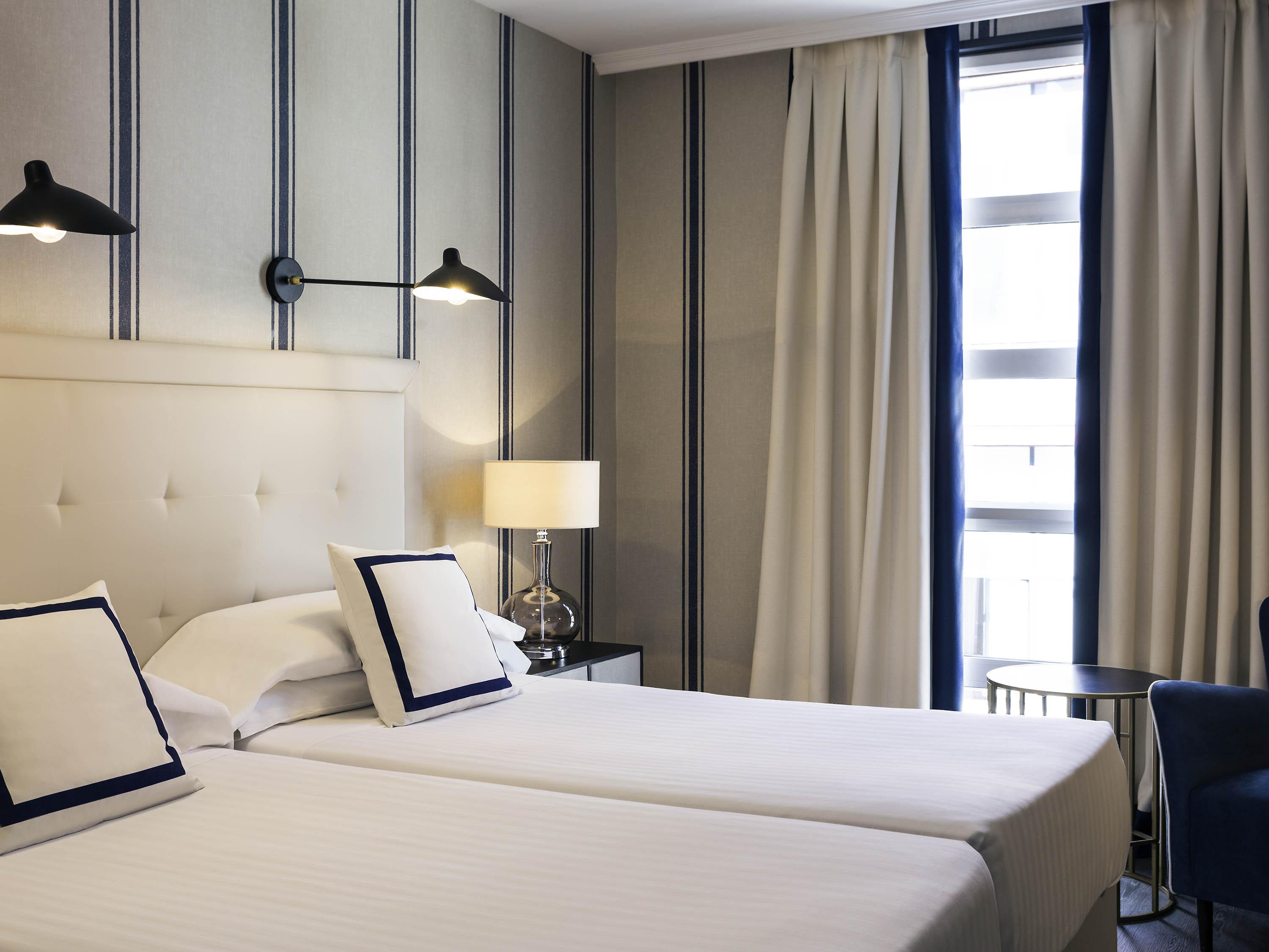 Hotel Mercure Jardines De Albia Bilbao Esterno foto
