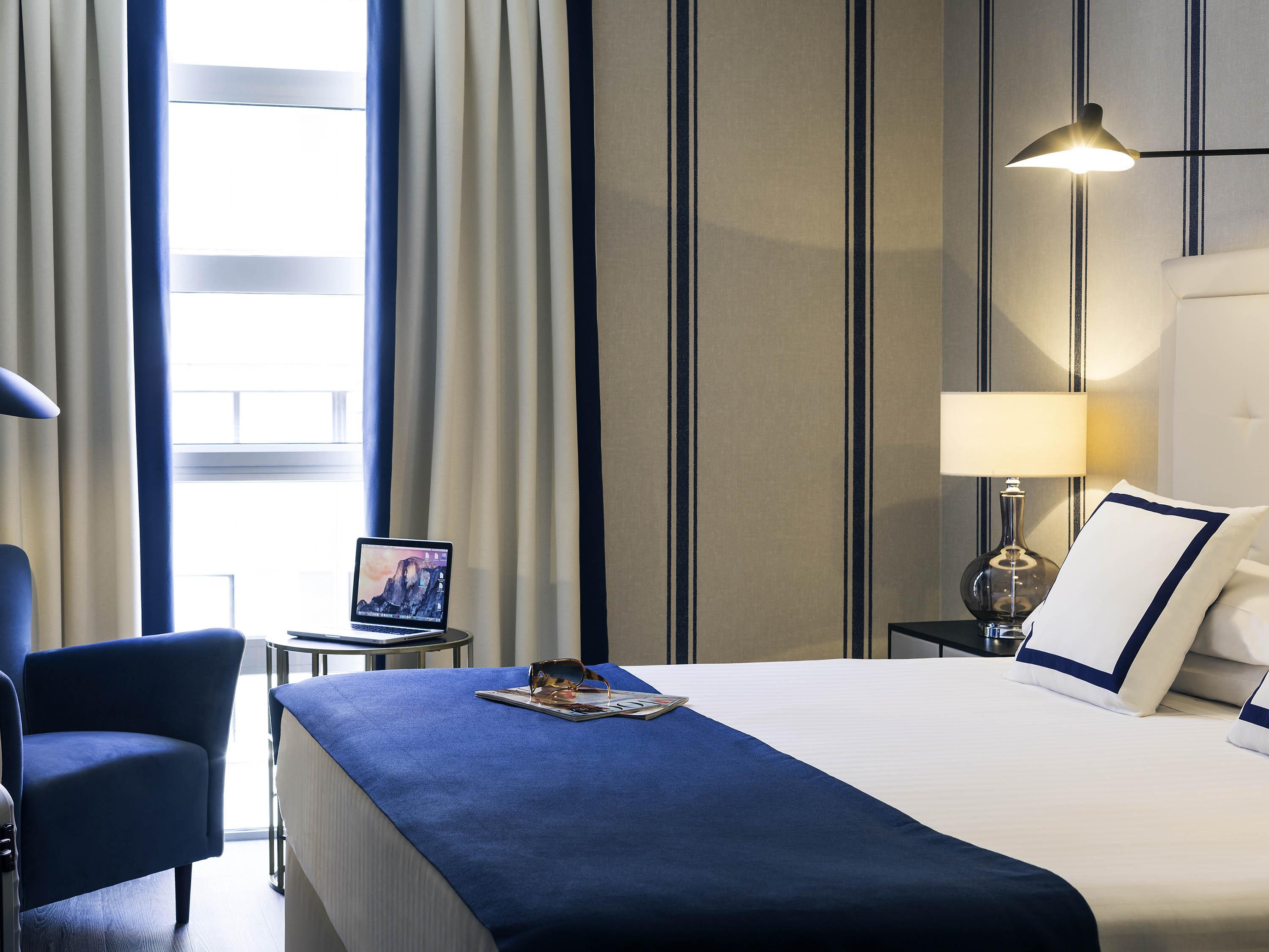 Hotel Mercure Jardines De Albia Bilbao Esterno foto
