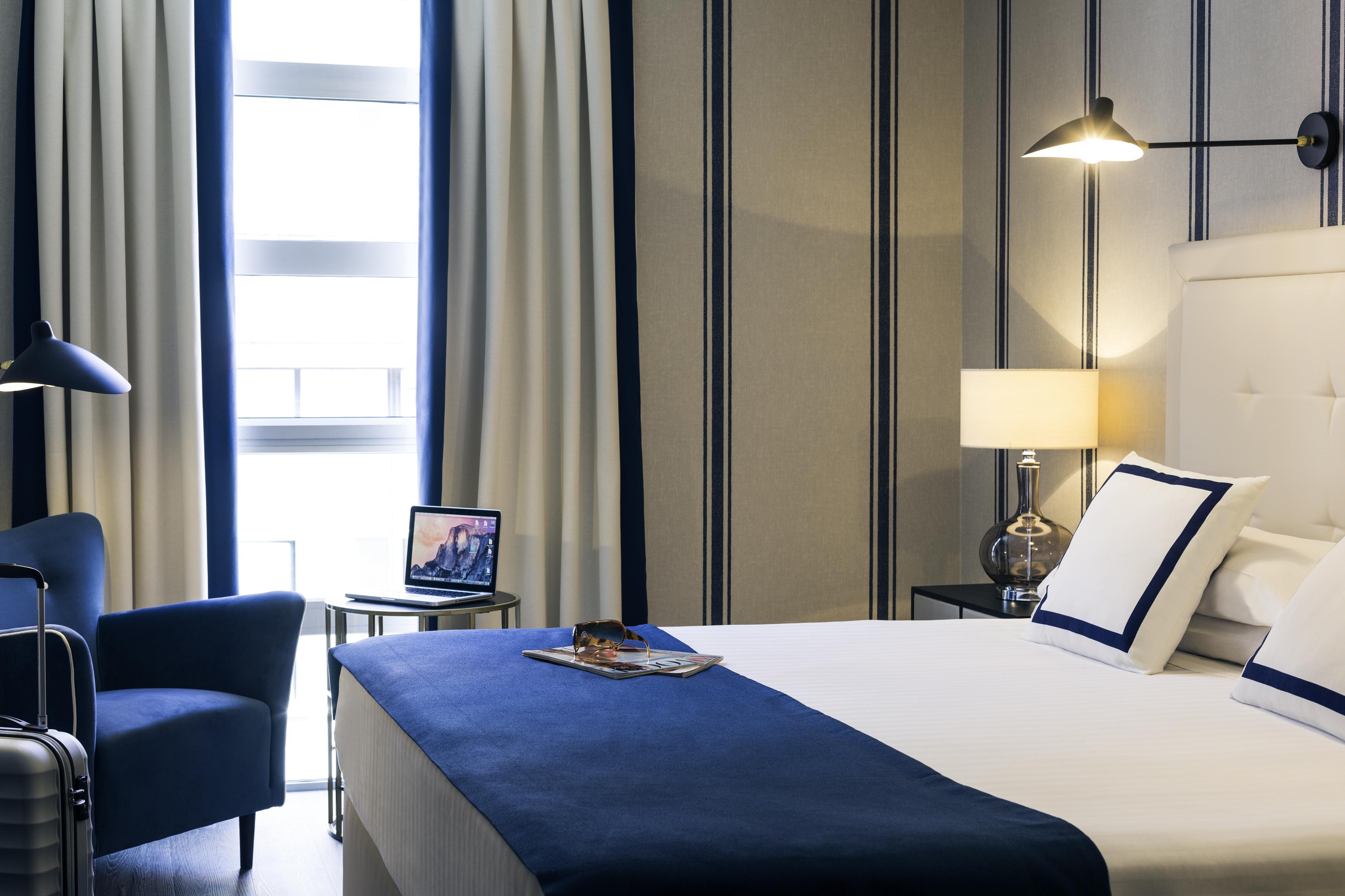 Hotel Mercure Jardines De Albia Bilbao Esterno foto
