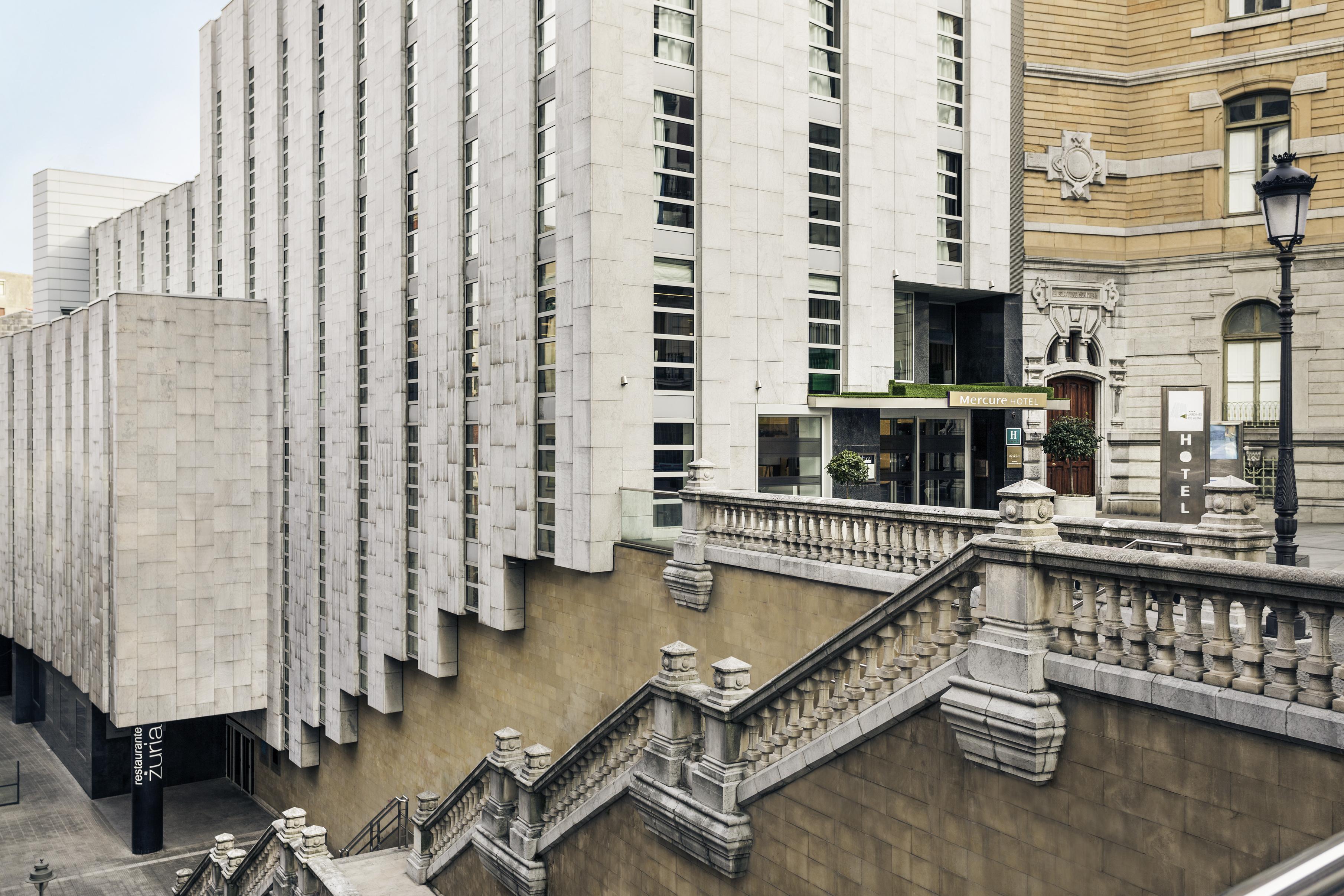 Hotel Mercure Jardines De Albia Bilbao Esterno foto