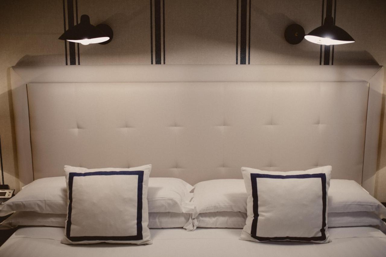 Hotel Mercure Jardines De Albia Bilbao Esterno foto
